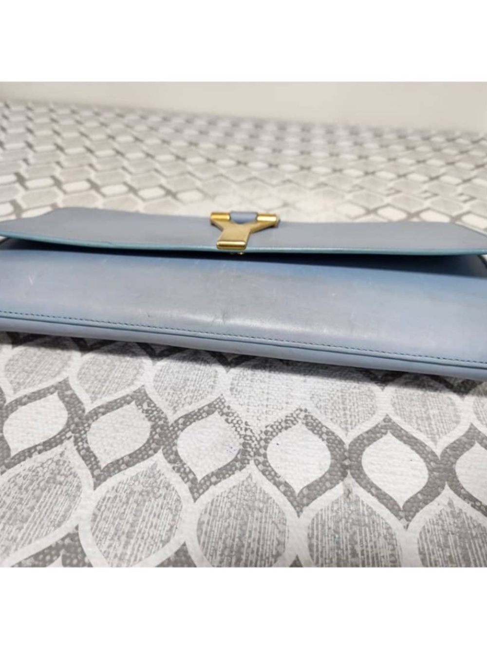 Authentic YVES SAINT LAURENT Calfskin Leather Ligne Y Clutch Bag Blue - Picture 5 of 15